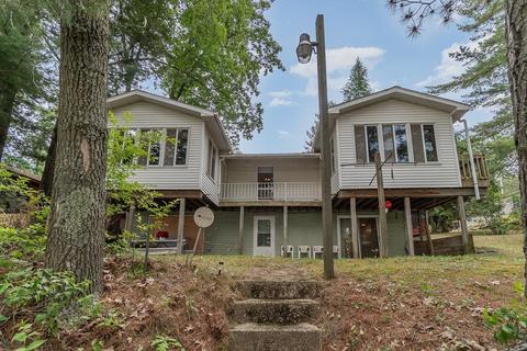 632 Ridge, Harrison, MI 48625 photo 4