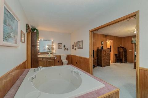 632 Ridge, Harrison, MI 48625 photo 21