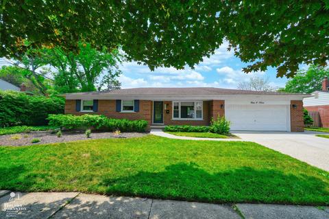 903 S Rosedale, Grosse Pointe Woods, MI 48236