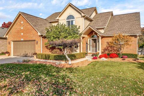 48202 Prestwyck Dr, Macomb, MI 48044 photo 2