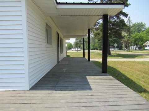 10109 W Frances Rd, Flushing, MI 48433 photo 4