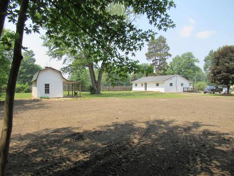 10109 W Frances Rd, Flushing, MI 48433 photo 31