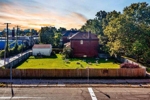 5286 Commonwealth, Detroit, MI 48208