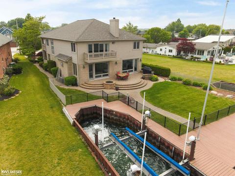 37600 Lakeshore, Harrison Township, MI 48045