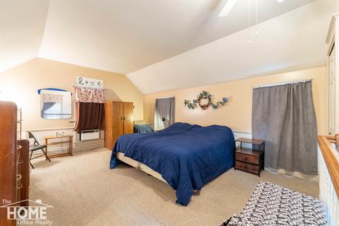 310 Green St, Perry, MI 48872 photo 15