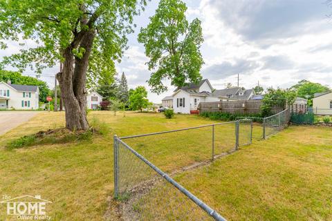 310 Green St, Perry, MI 48872 photo 23