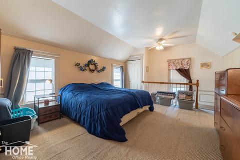 310 Green St, Perry, MI 48872 photo 16