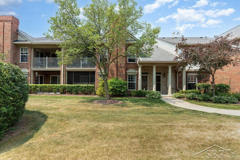 3390 N Tremonte Cir #175, Rochester, MI 48306