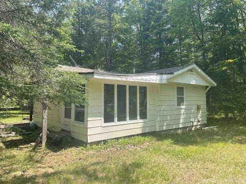 w7511 Thompson North, Pembine, WI 54156