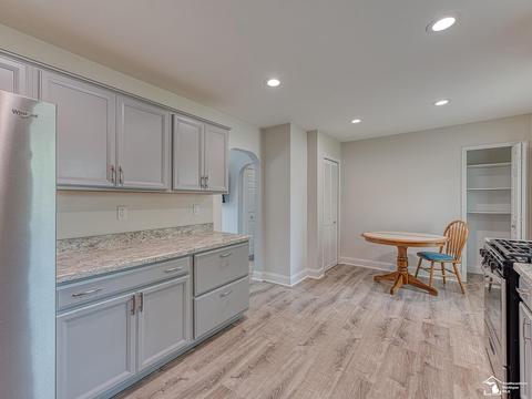 1500 Sunset, Monroe, MI 48162 photo 5