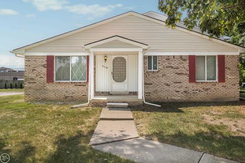 51138 S Foster #9, Chesterfield, MI 48047
