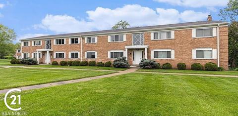 801 W Long Lake Rd Unit B5 #B5, Bloomfield Hills, MI 48302