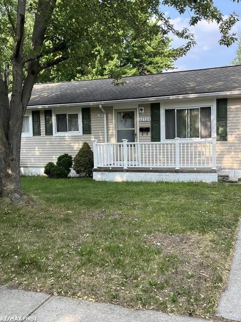 22524 Ira Blvd, Warren, MI 48091