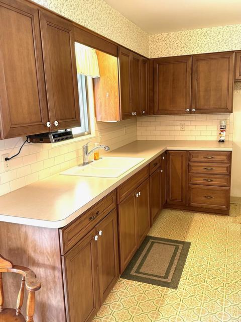 5176 Capri Ln, Flint, MI 48507 photo 12