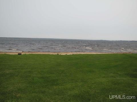 8129 23rd Ln, Rapid River, MI 49878 photo 6