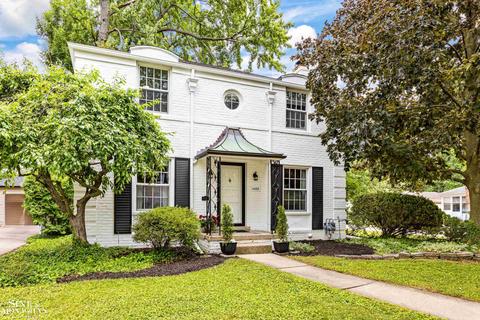 1488 Hampton, Grosse Pointe Woods, MI 48236