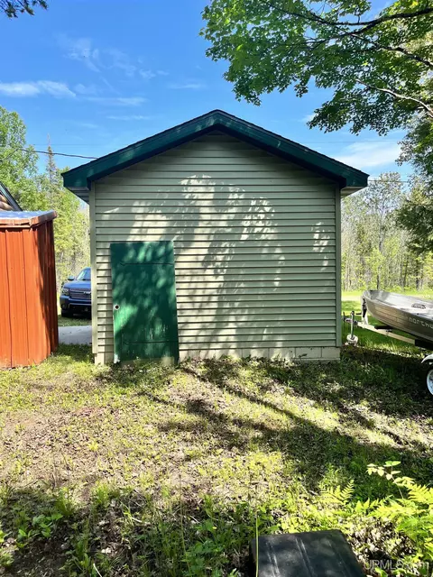 2617 Sai, Cornell, MI 49818 photo 17