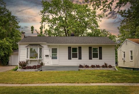 409 May Dr, Adrian, MI 49221