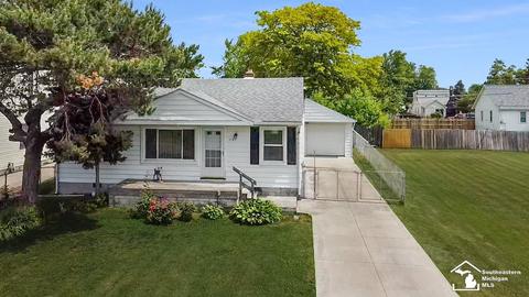 3263 Harborview, Monroe, MI 48162 photo 1