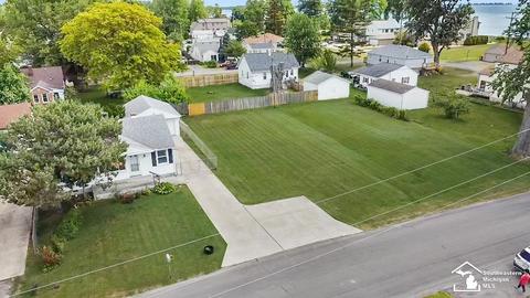 3263 Harborview, Monroe, MI 48162 photo 18