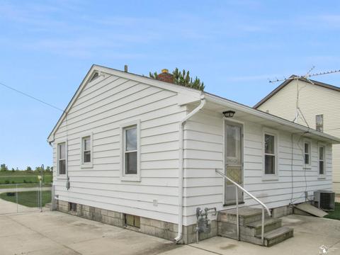 3263 Harborview, Monroe, MI 48162 photo 26