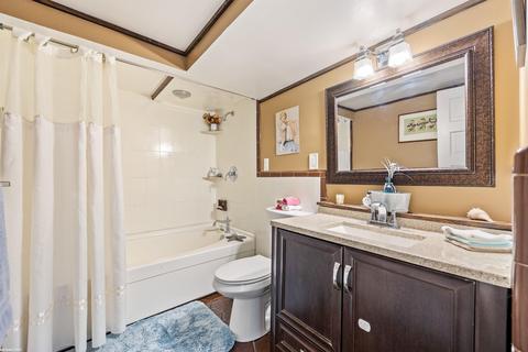 270 Rowland Rd, Leonard, MI 48367 photo 17