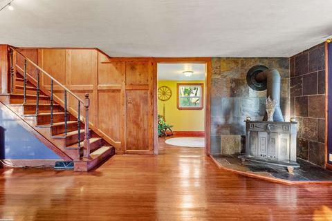 270 Rowland Rd, Leonard, MI 48367 photo 8