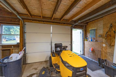 270 Rowland Rd, Leonard, MI 48367 photo 52