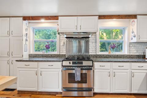 270 Rowland Rd, Leonard, MI 48367 photo 31