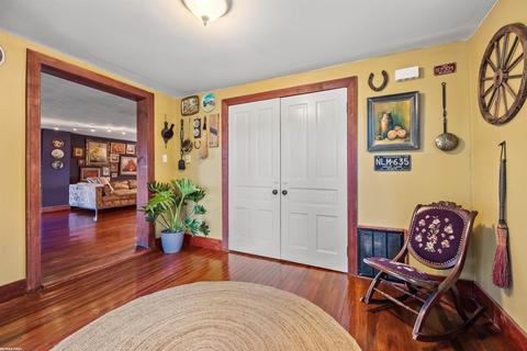 270 Rowland Rd, Leonard, MI 48367 photo 5