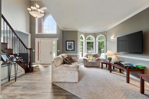 49492 Evanston, Macomb, MI 48044 photo 5
