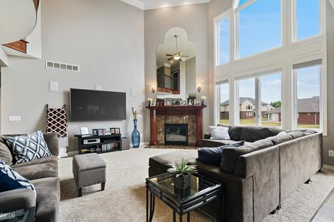 49492 Evanston, Macomb, MI 48044 photo 12