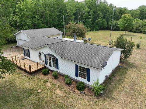 6188 Oak, Vassar, MI 48768