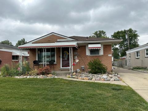 8290 Gerald Ave, Warren, MI 48093