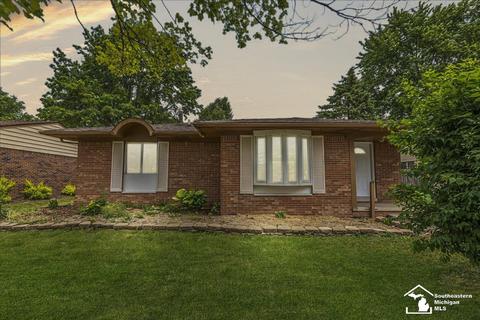 23808 Cedar Ridge Dr, Romulus, MI 48174