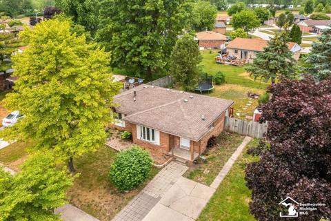 23808 Cedar Ridge Dr, Romulus, MI 48174 photo 3
