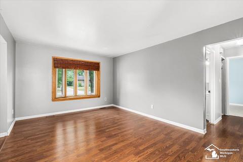 23808 Cedar Ridge Dr, Romulus, MI 48174 photo 5