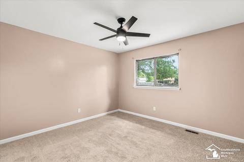23808 Cedar Ridge Dr, Romulus, MI 48174 photo 11