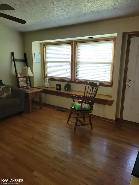 9326 Maple, Clay, MI 48001 photo 4