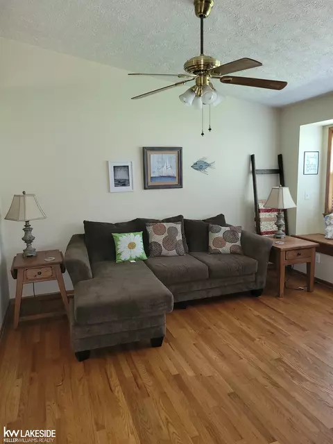 9326 Maple, Clay, MI 48001 photo 5