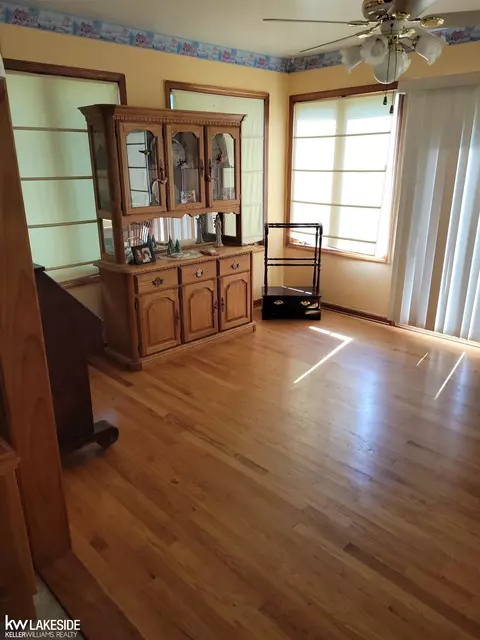 9326 Maple, Clay, MI 48001 photo 11