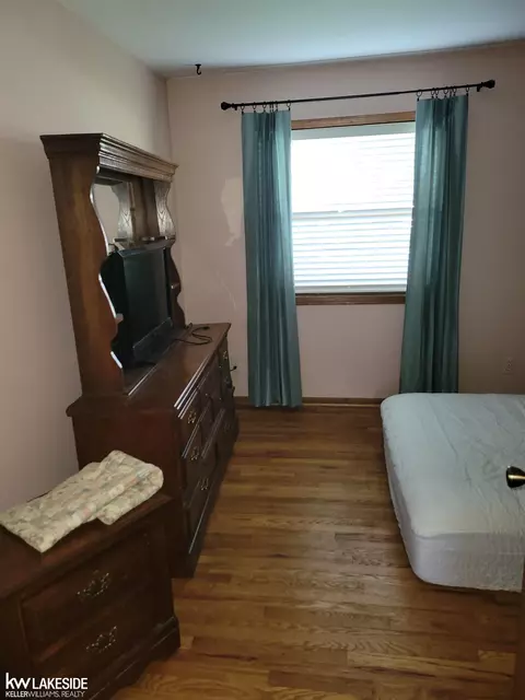 9326 Maple, Clay, MI 48001 photo 3
