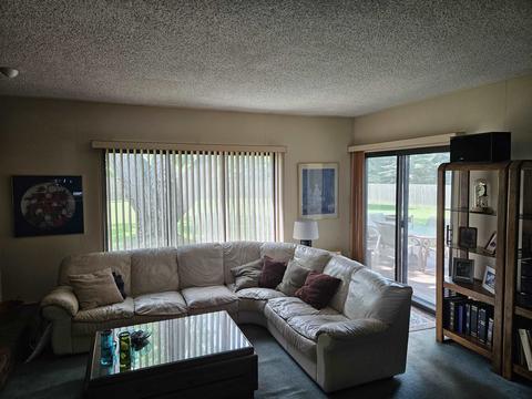1069 Dye, Flint, MI 48532 photo 11