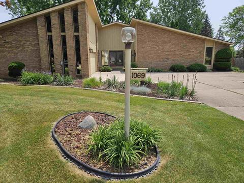 1069 Dye, Flint, MI 48532 photo 2