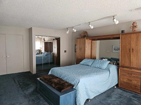 1069 Dye, Flint, MI 48532 photo 13