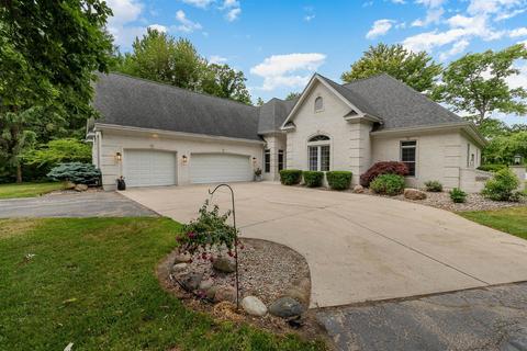 3190 S Brennan, Hemlock, MI 48626