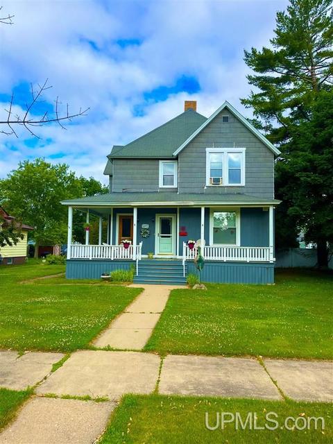 608 S 14 Th, Escanaba, MI 49829