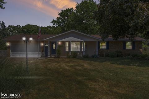 143 159th Ave, Holland, MI 49424