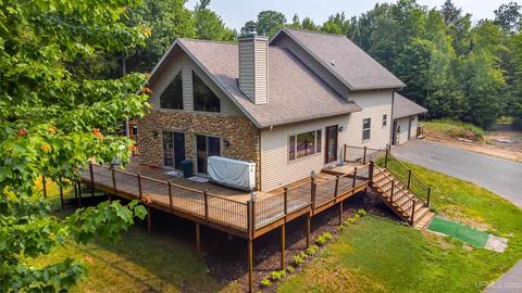 7398 Co Rd 550, Marquette, MI 49855