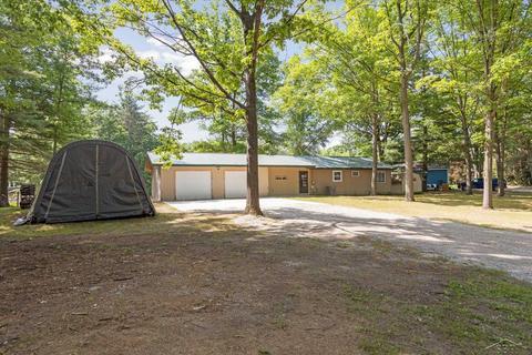 4285 Charlesbois, Beaverton, MI 48612